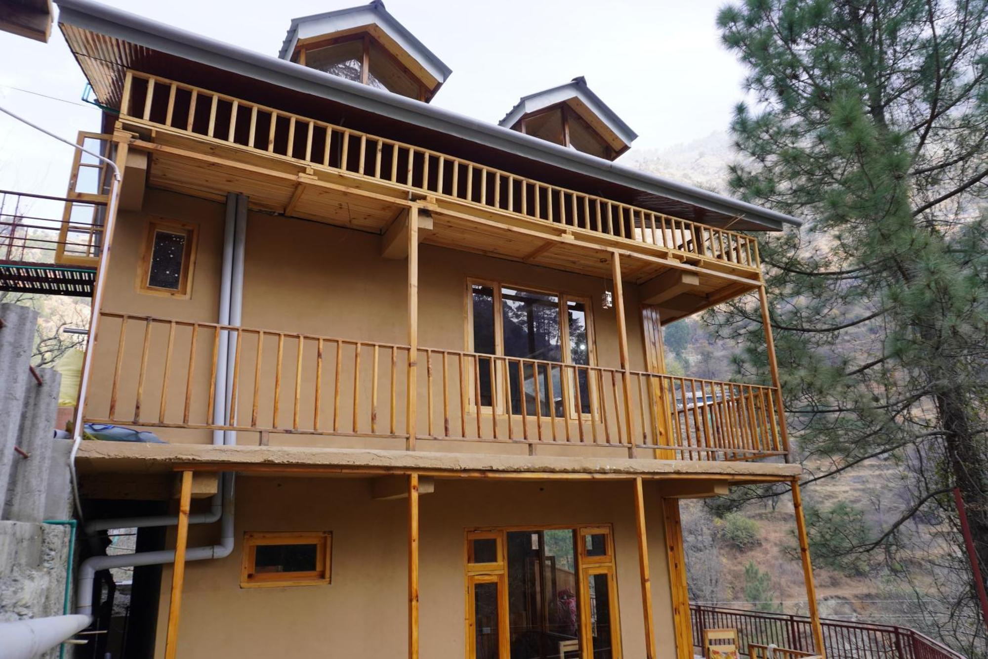 The Fiza Retreat Tirthan Banjār Buitenkant foto